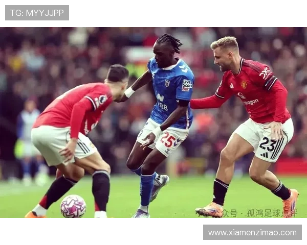 英超赛季焦点:曼联复兴之路与利物浦争四之战深度解析