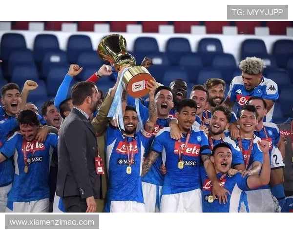 蓝色风暴再临 那不勒斯俱乐部的荣耀篇章